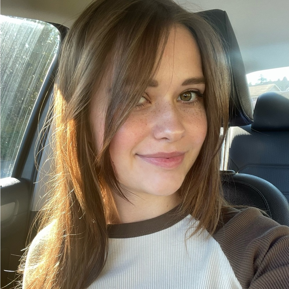 Meet your Posher, Maddie